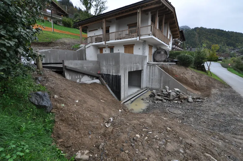Garage enterré sous un chalet existant — le chantier, photo 5 sur 8